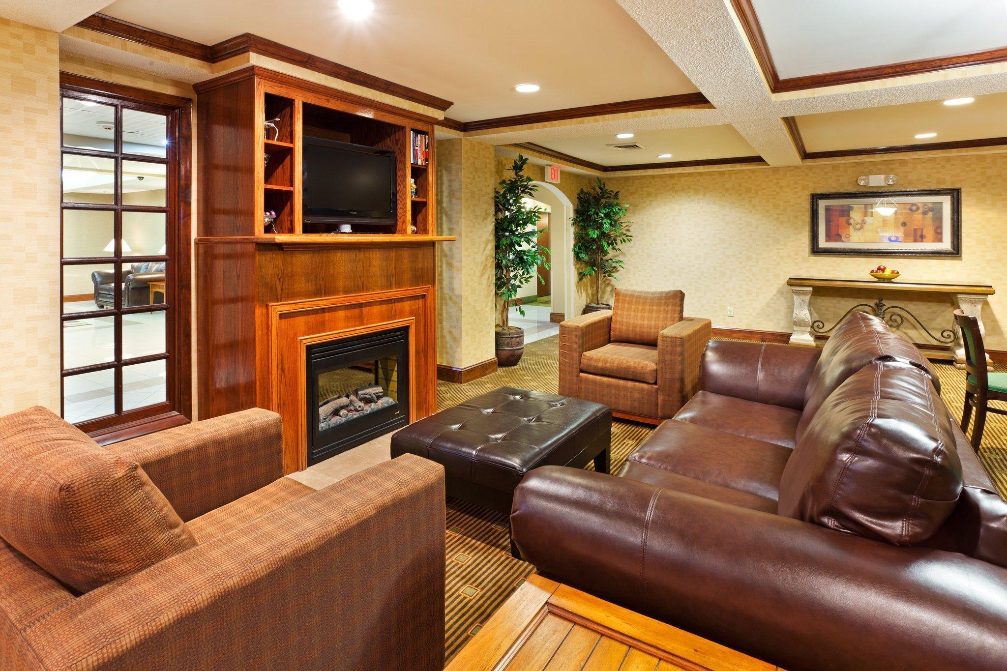 Holiday Inn Express & Suites Reidsville By Ihg Екстер'єр фото